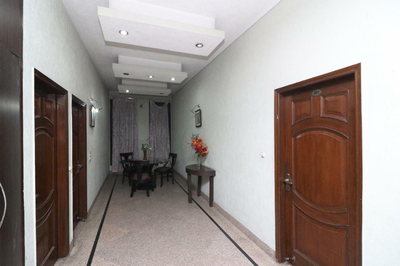 Oyo 24672 Bharat Guest House Delhi  Ngoại thất bức ảnh
